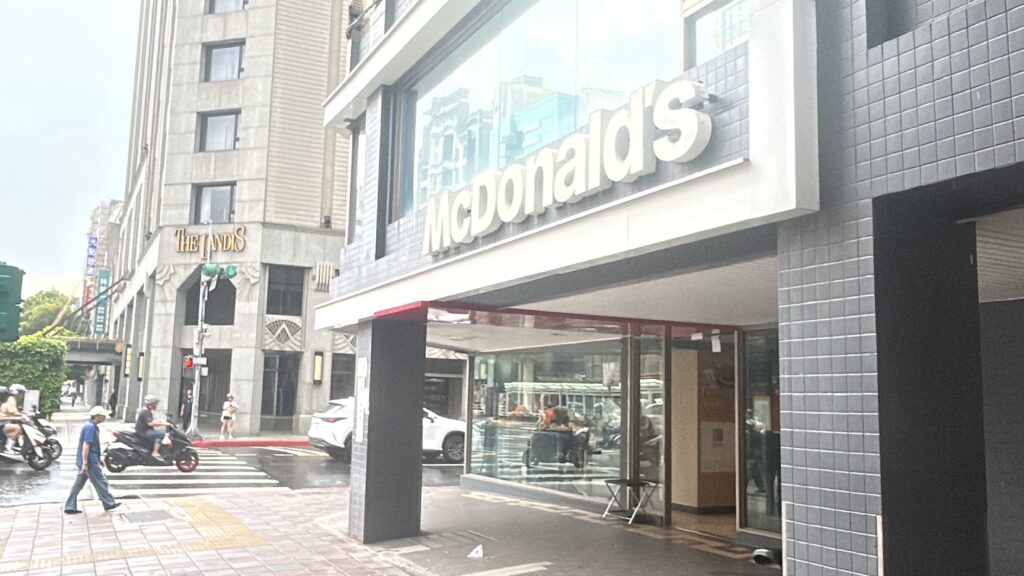 マクドナルド台北民權二店 外観